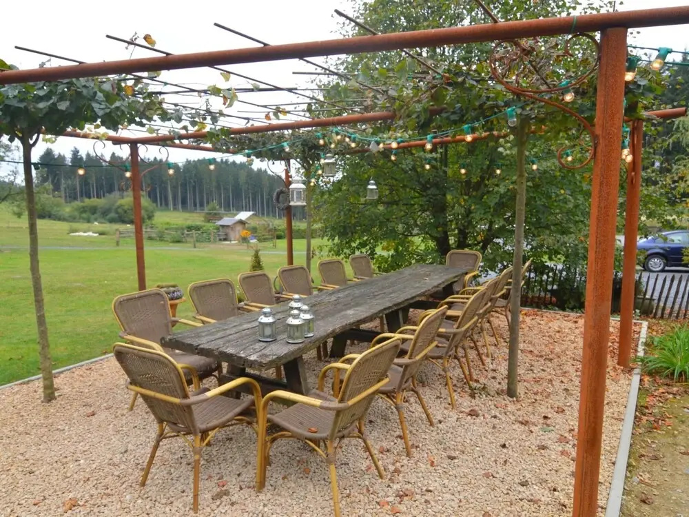Quaint Holiday Home in Bièvre in the forest