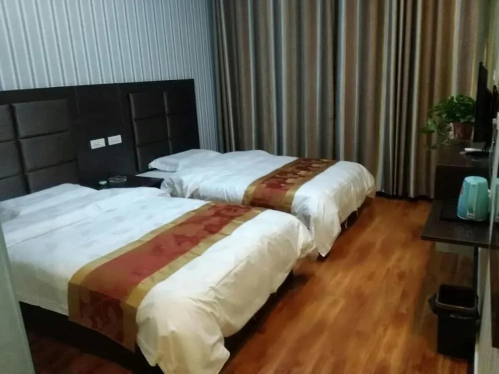 Lele Business Hotel