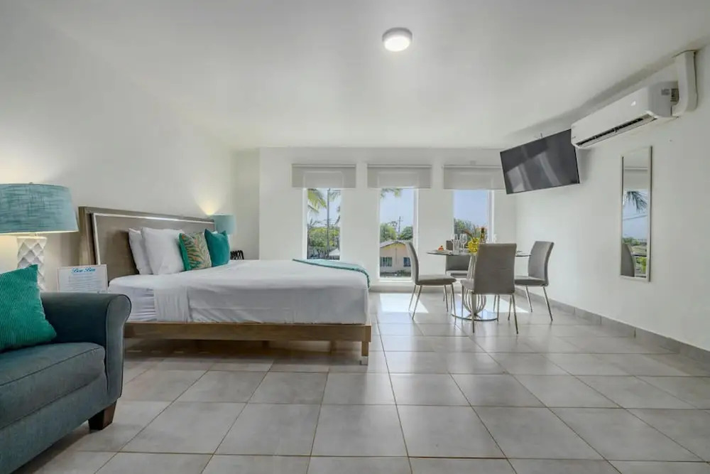 Turibana Plaza Suite 1