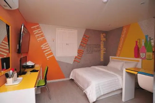 e Hotel Juan