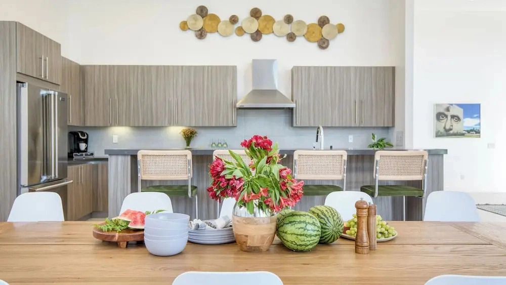 Avantstay Polo Villa Halo Pickleball, Putting Green Sleeps 28
