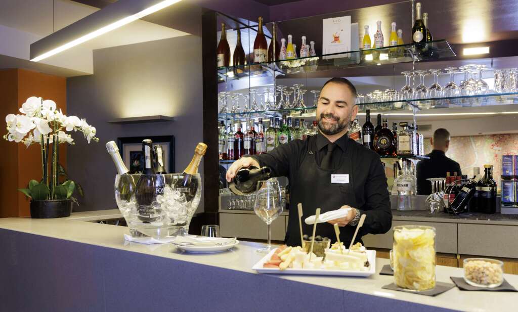 Best Western Plus Executive Hotel and Suites
