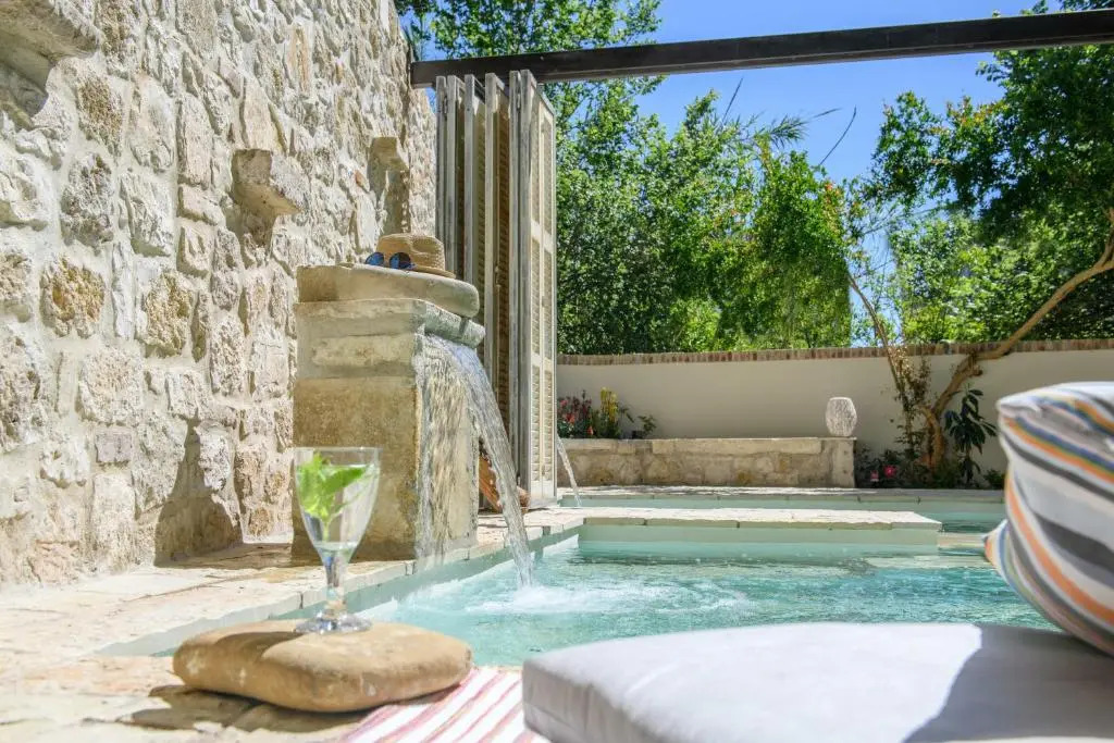 Carpofoli Corfu Town Serviced Luxury Suites