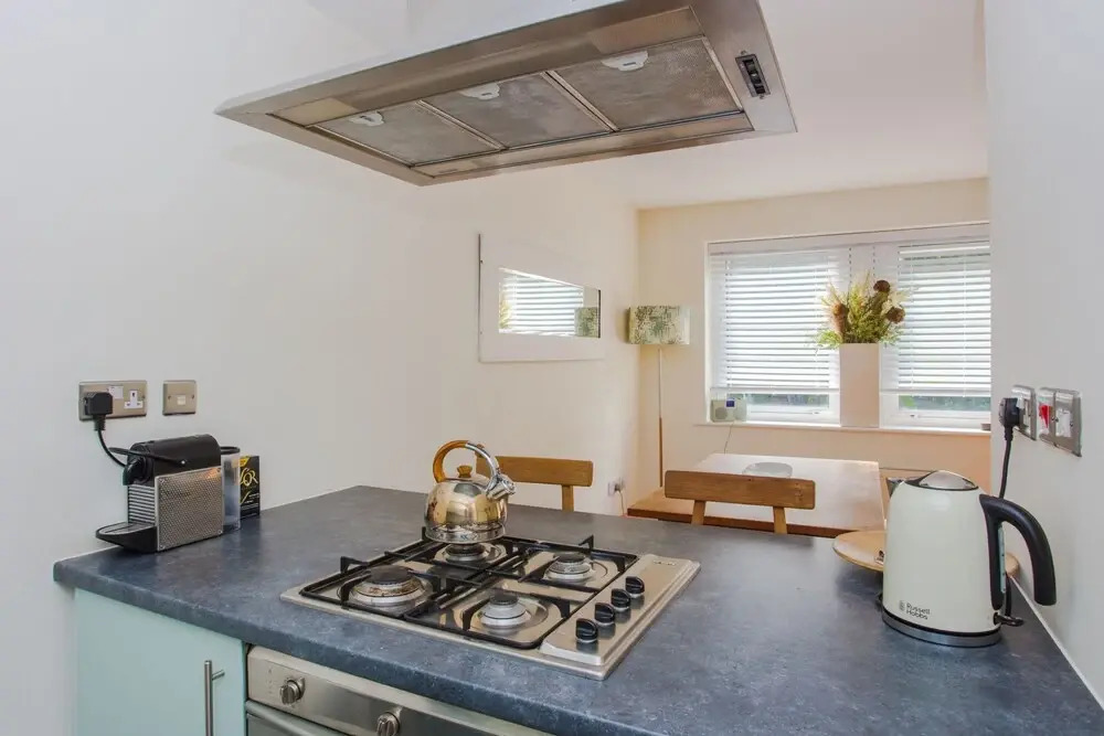 Warm 1 Bedroom Apartment with Balcony