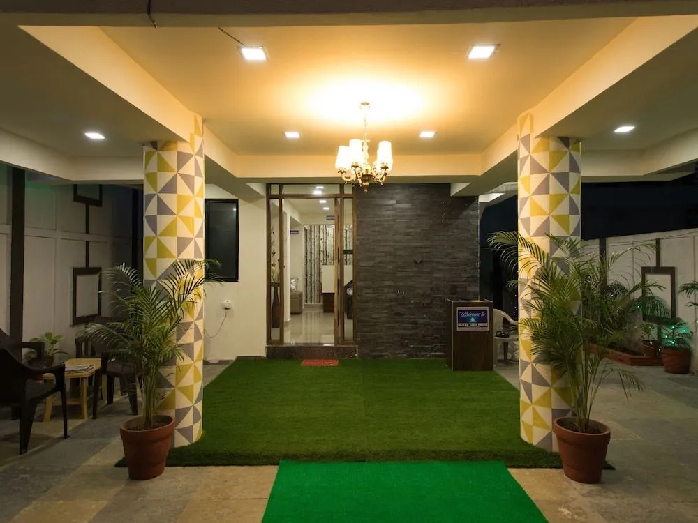 OYO 10254 Hotel Taha Pride