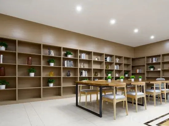 Yizheng Shengting Hotel