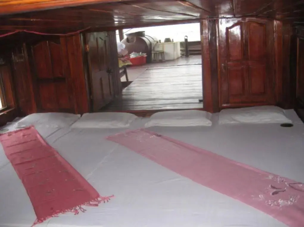 Tuan Sailing Cruise
