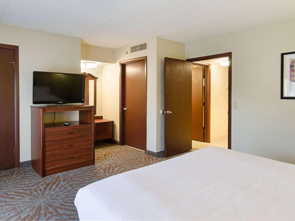 Quality Inn & Suites Worcester MA