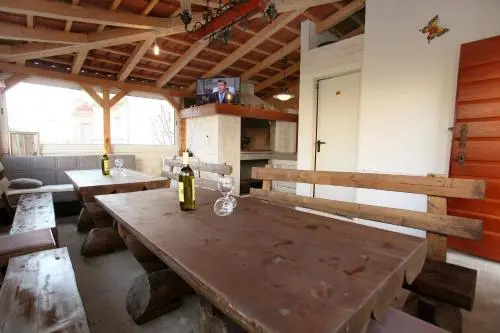 Apartments Villa Karlo