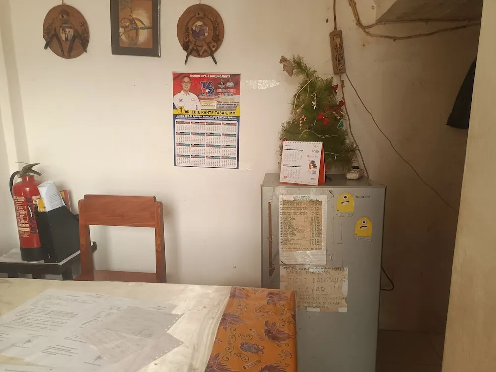 OYO 93332 Kharis Home Stay