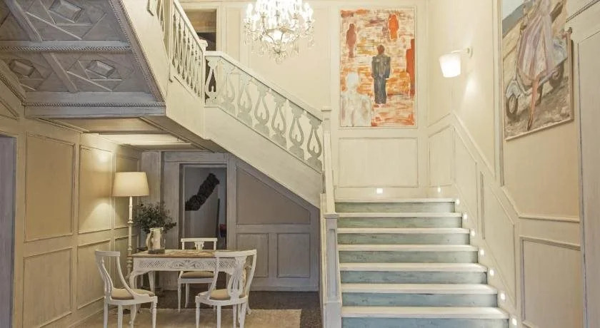 Ares Hotel