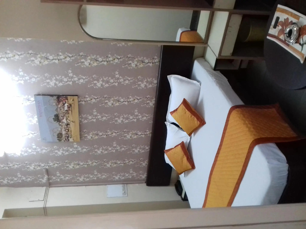 Kailash Hotel