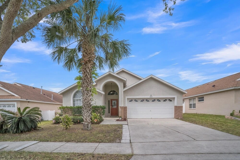 Beautiful Family Vacation Home With Private Pool. Close To Disney! 5 Bedroom Home by Redawning