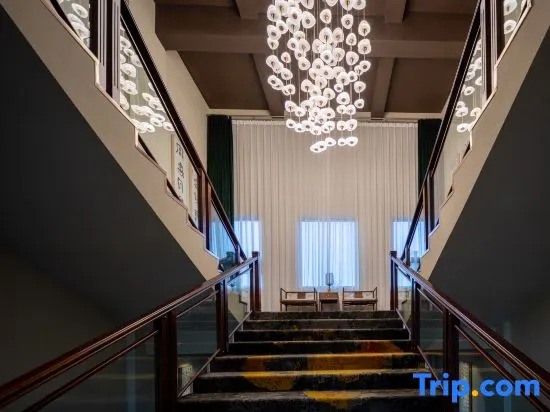 Sanya icare Aiqi Hotel (Dadonghai No.1 Harbour City)