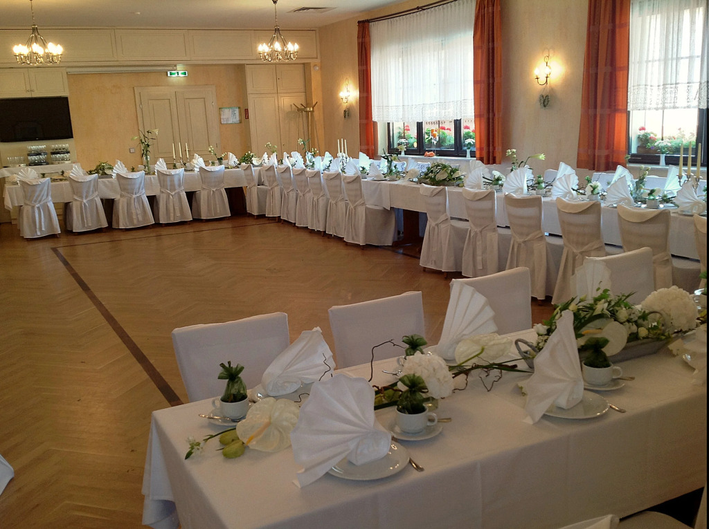 Hotel-Restaurant Alter Krug Kallinchen