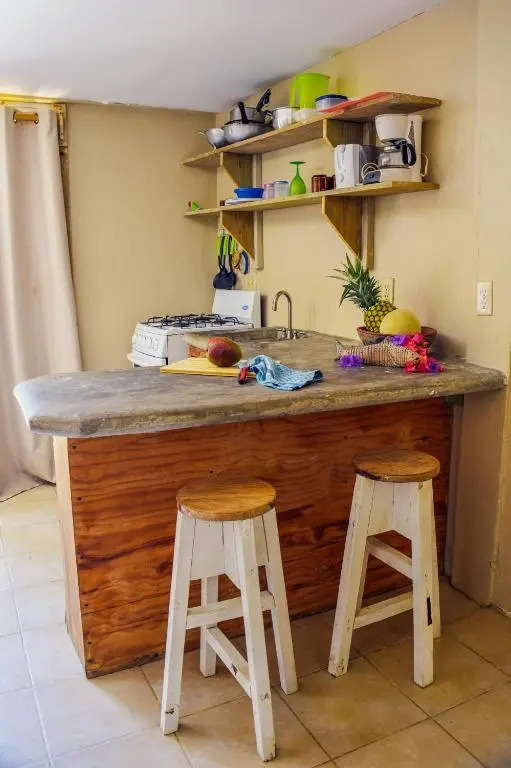 Roatan Backpackers Hostel