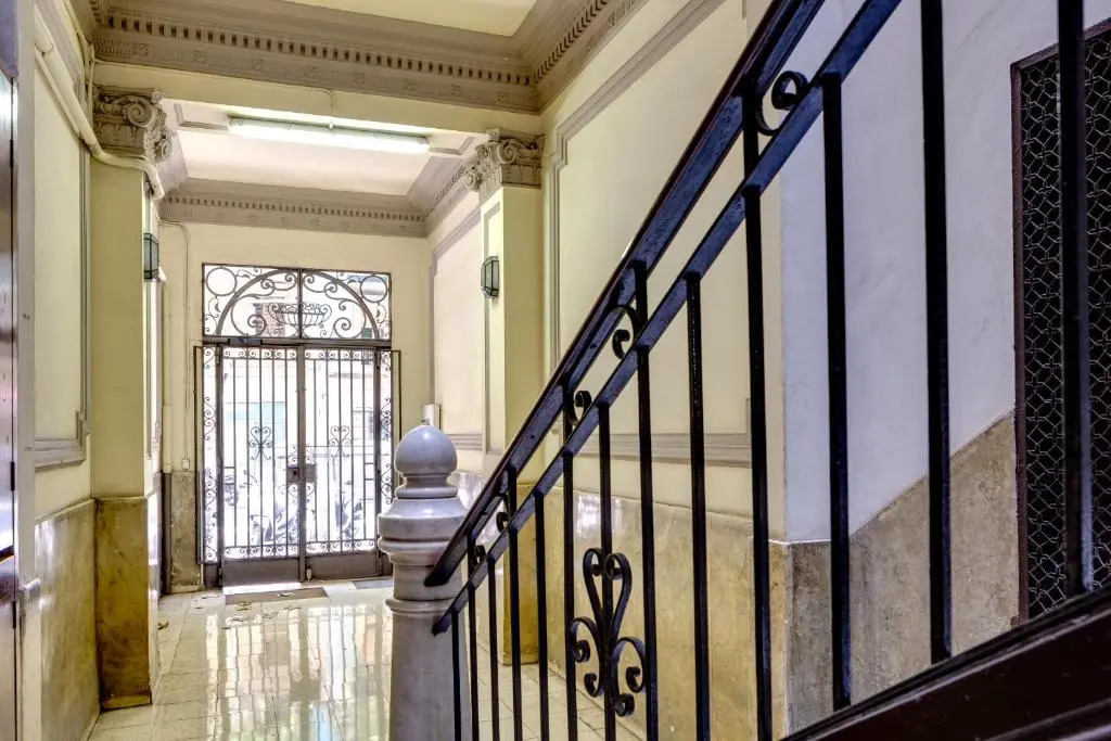 Renovated & Classic 3-Bedroom Sagrada Familia Apt.