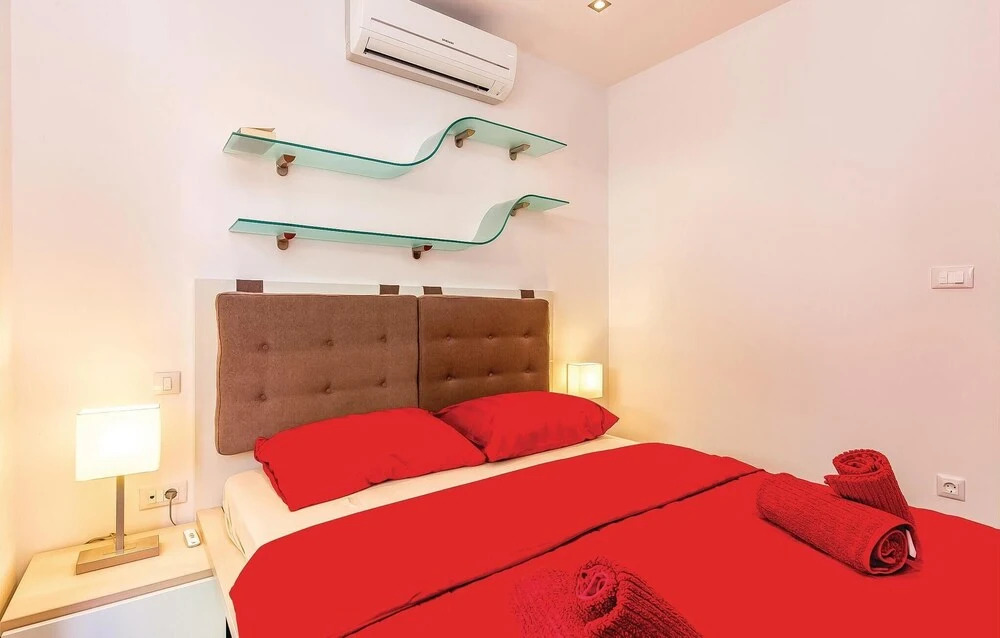 Stunning Apartment in Crikvenica With Sauna, 2 Bedrooms and Wifi