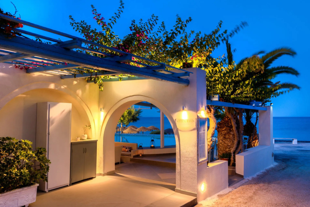 Sigalas Beach Hotel
