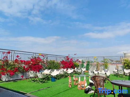 Meifeng Hotel (Shenzhen International Convention and Exhibition Center Qiaotou West Subway Station)