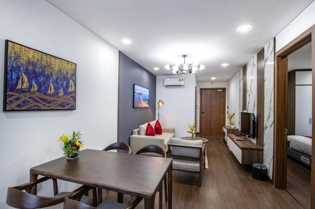 Ramada Hotel & Suites by Wyndham Halong Bay View