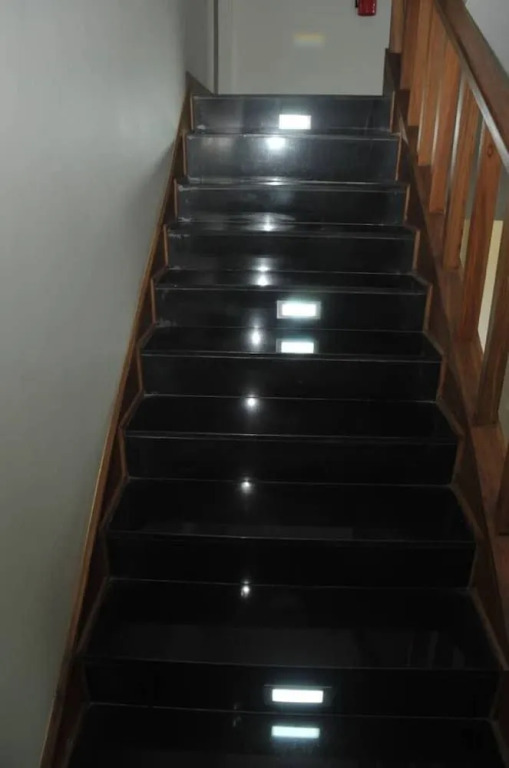 Ngalawa Place