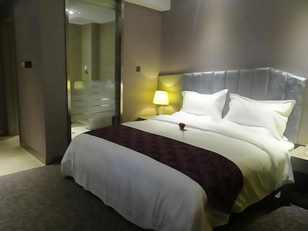 Urba Hotel · Xi'an North Railway Station