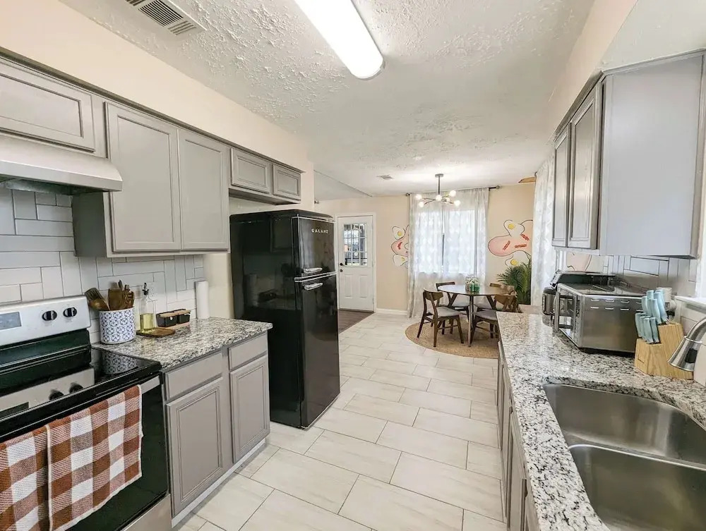 Vibrant Getaway Say Hello to the Best of Houston