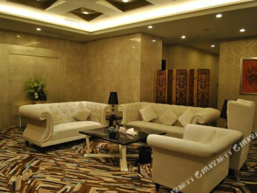 Yufeng International Hotel