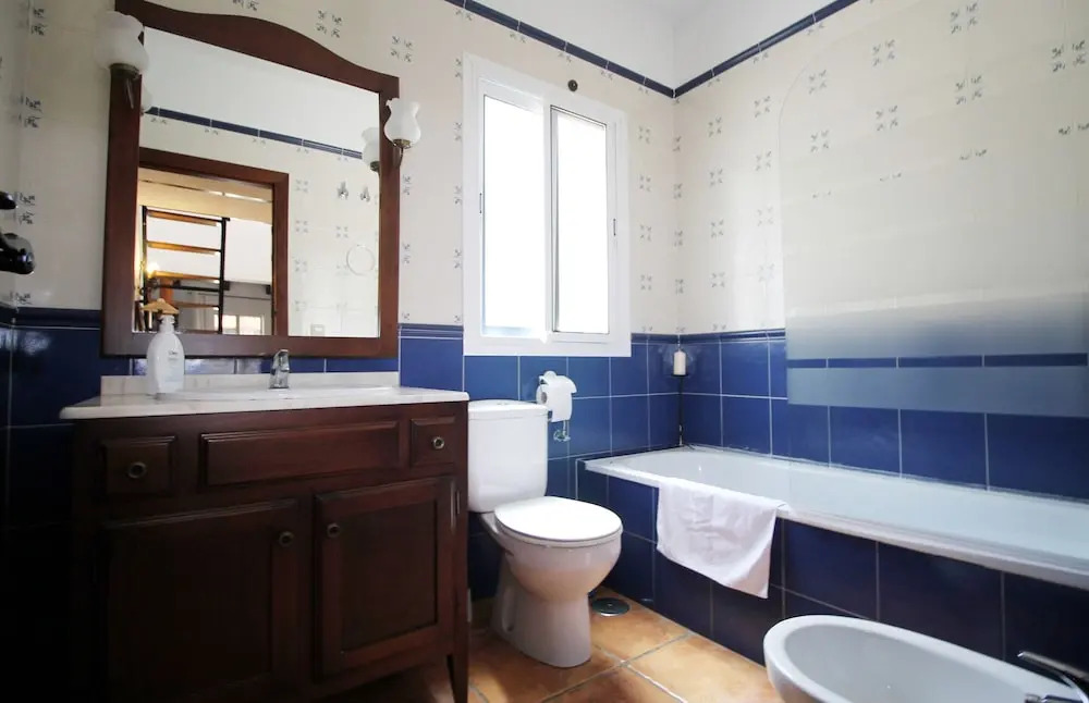 1097 Villa Jomada
