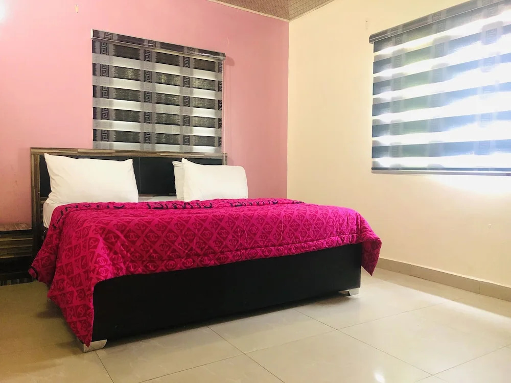 Nippon Diamond Suites