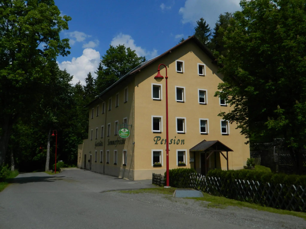 Übernachten im 500 Jahre alten ehemaligen Pochwerk im Erzgebirge - Pension ,,Sommerfrische