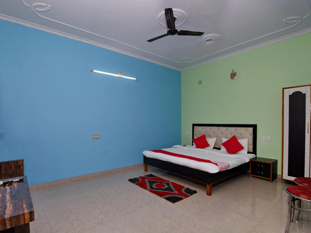 OYO 4409 Hotel Chaitanya Inn