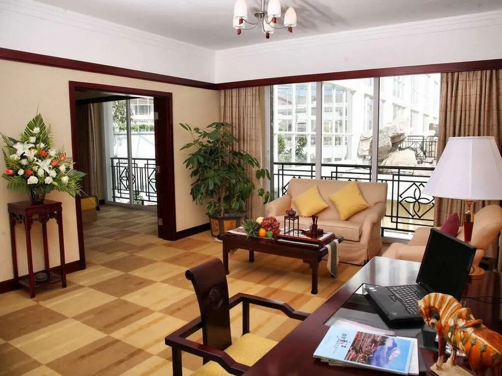 Treasure Harbour International Hotel