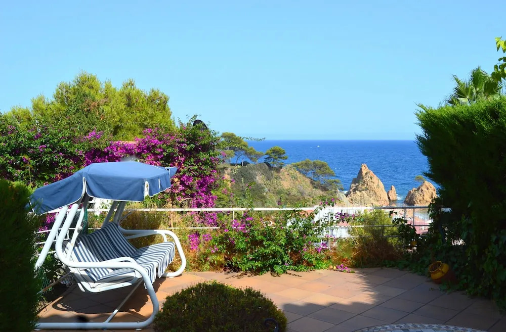 Blanca Paloma Holiday House