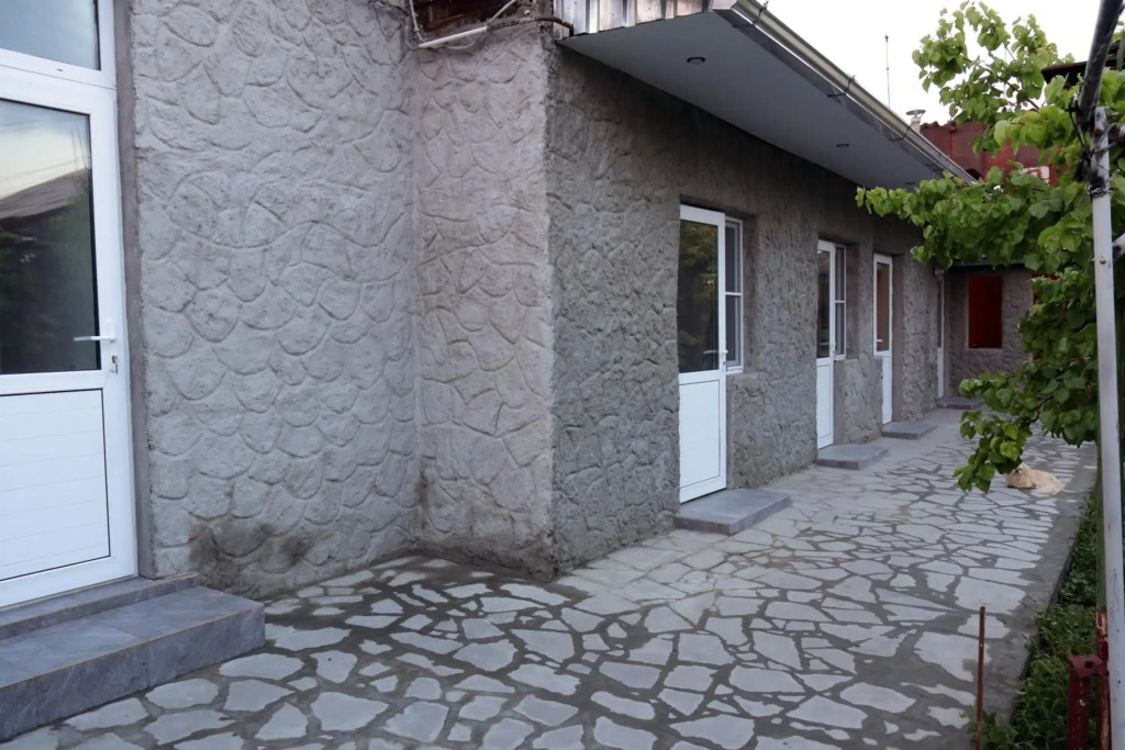 Vanand Guest House