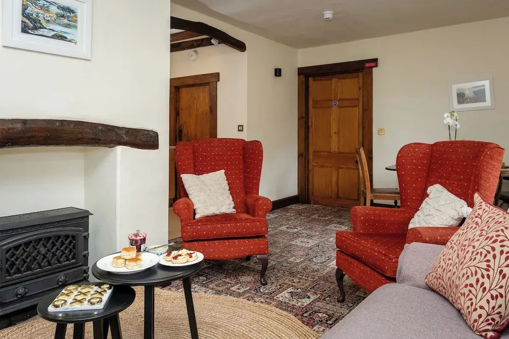 Watermouth Castle, South Court Apartment