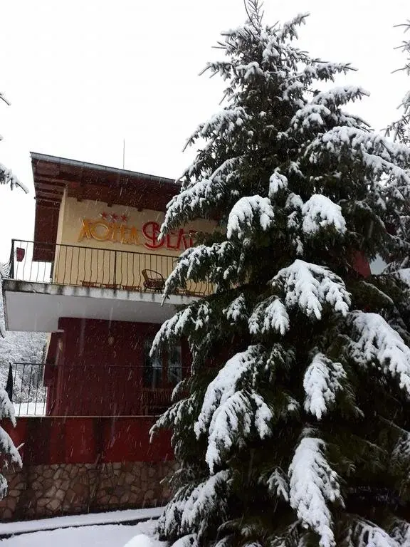 Velena Hotel