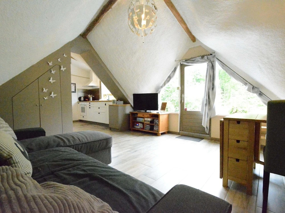 Chalet in Gesves With Roof Terrace, Garden, BBQ