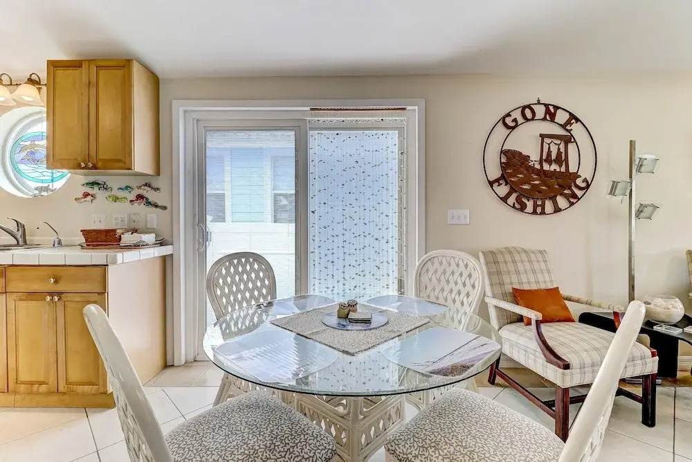 534 N. Fletcher Ave. #1 2 Bedroom Cottage by RedAwning
