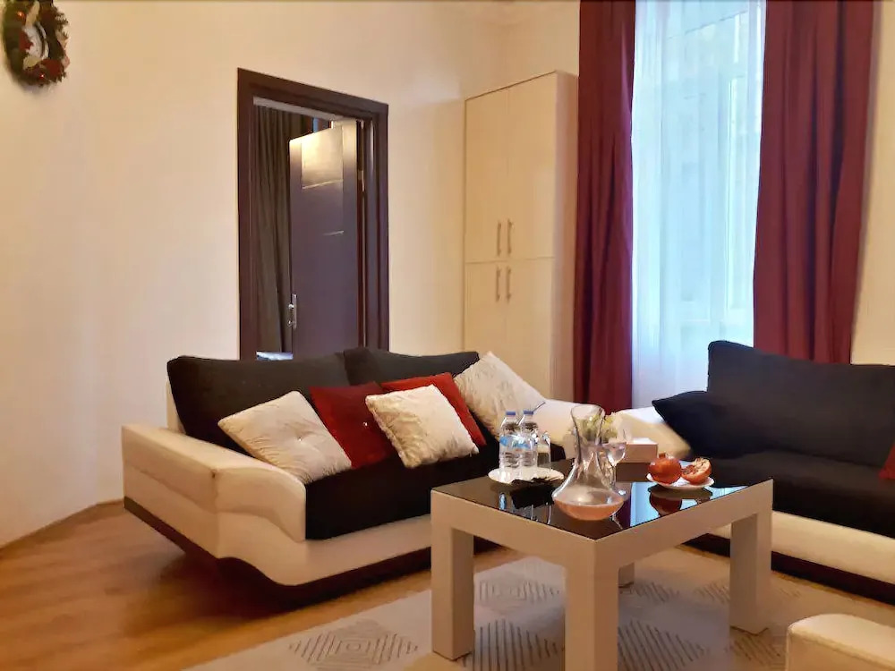 Tbilisi Center Delux Family Apartment