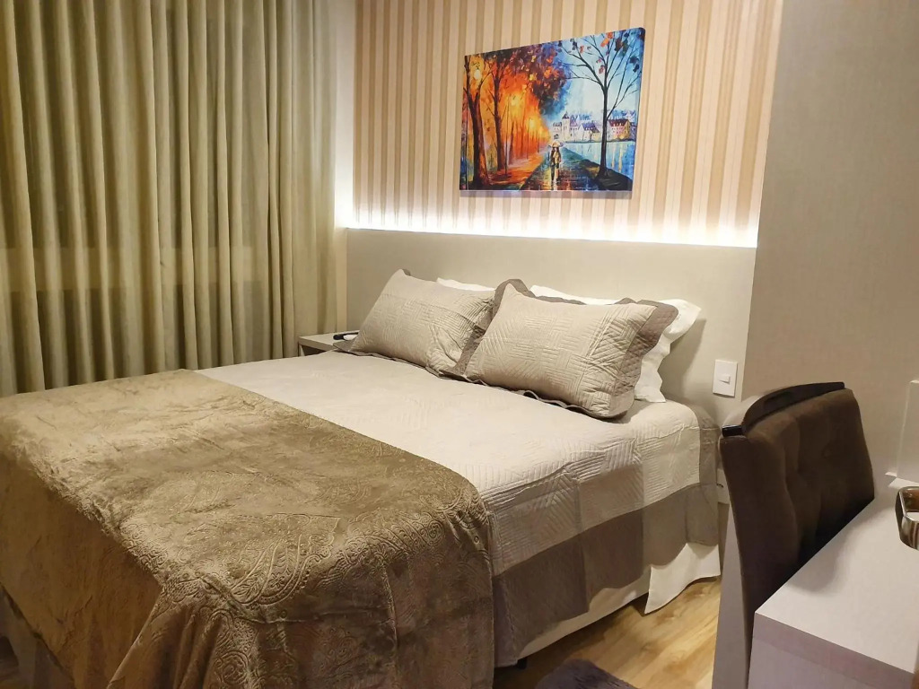 Apto De Luxo A 250Mts Rua Coberta, 2 Suites, Mobiliado E Equipado (205)