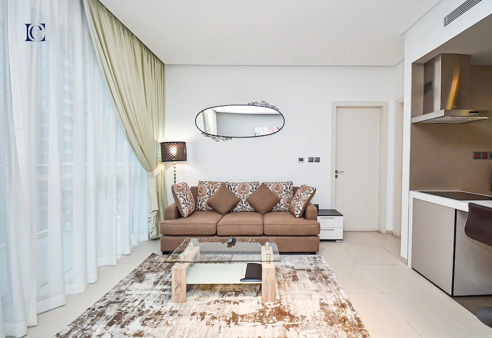 Brand New 1BR Apartment West Avenue Marina - CLN