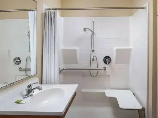 Lotus Hotel 荷花酒店