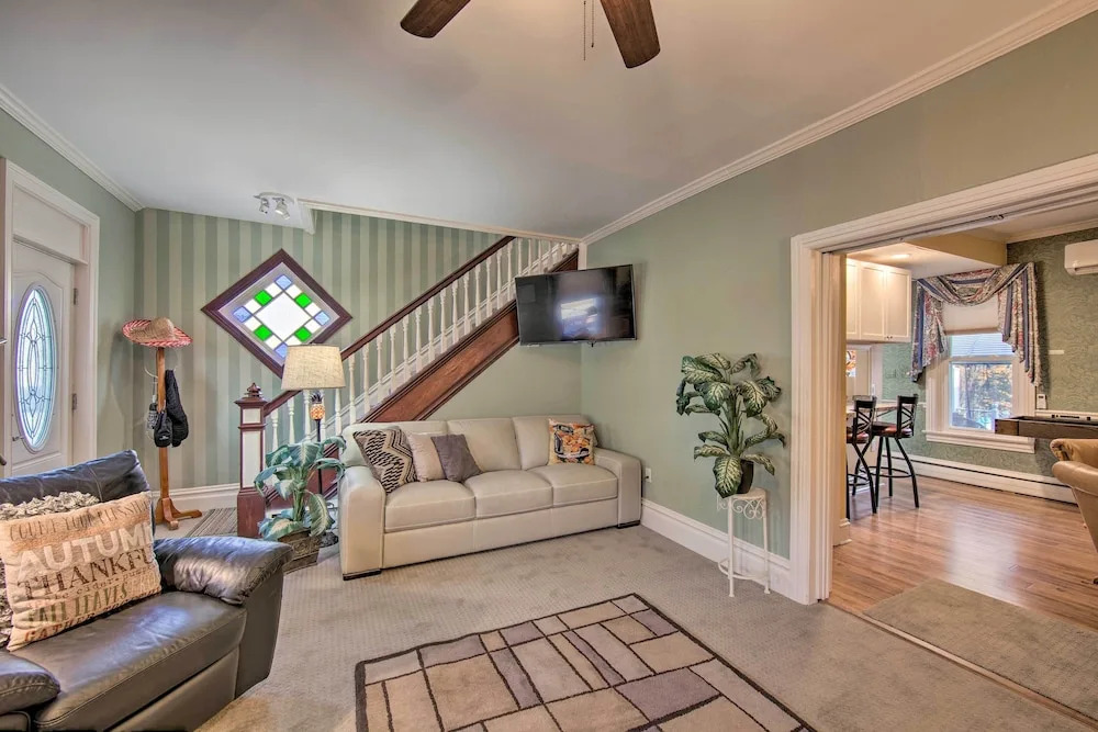 11 Mi to Hersheypark: Family Home in Harrisburg