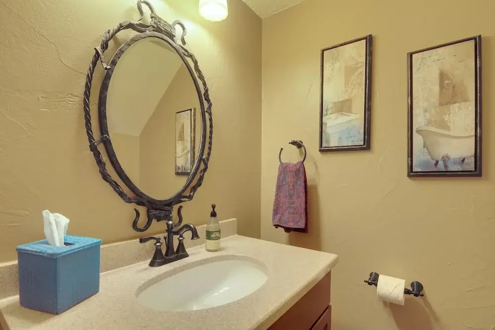 Spacious Brian Head Mtn Getaway w/ Hot Tub!