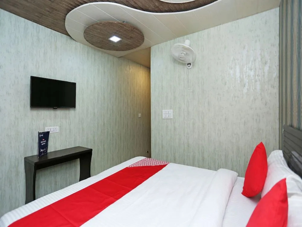 Hotel Bombay Residency By OYO Rooms