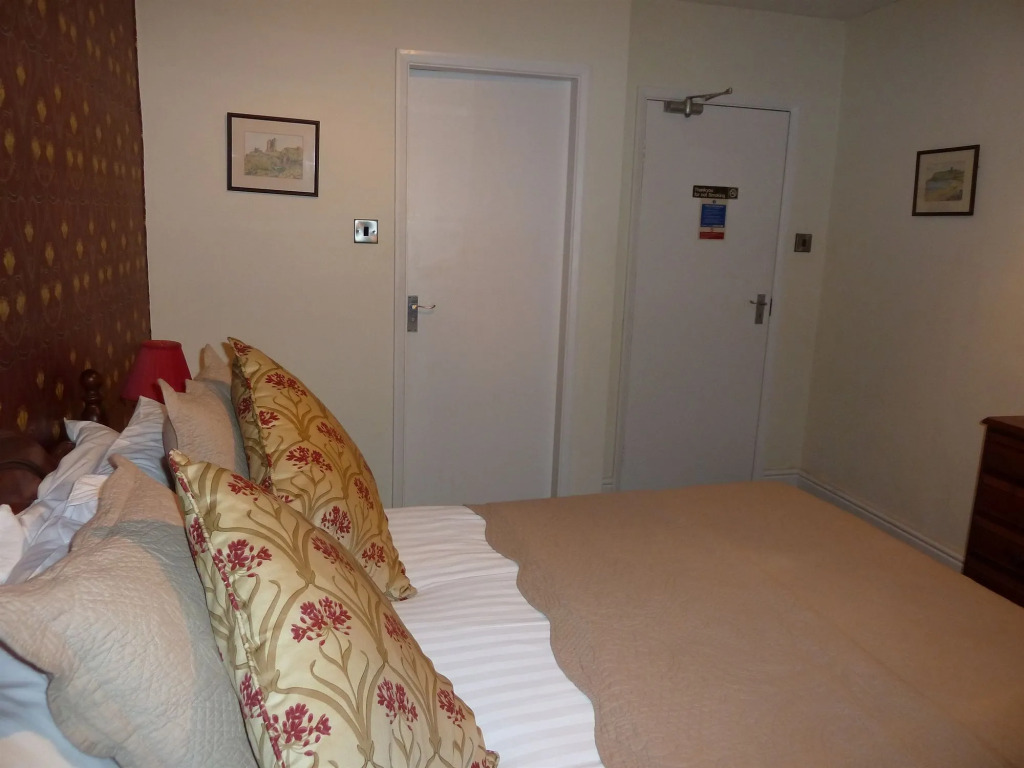 Blacksmiths Arms Inn