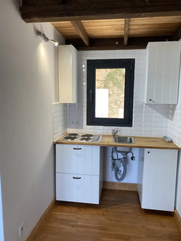 Cedar 1-bed House With Stunning Views