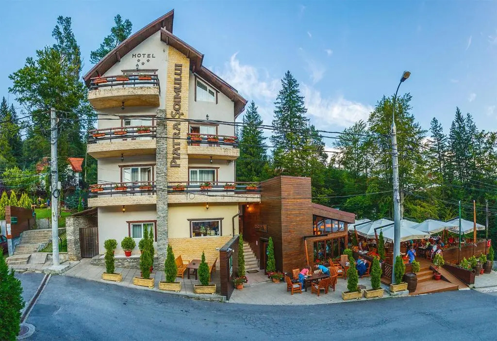 Hotel Piatra Soimului